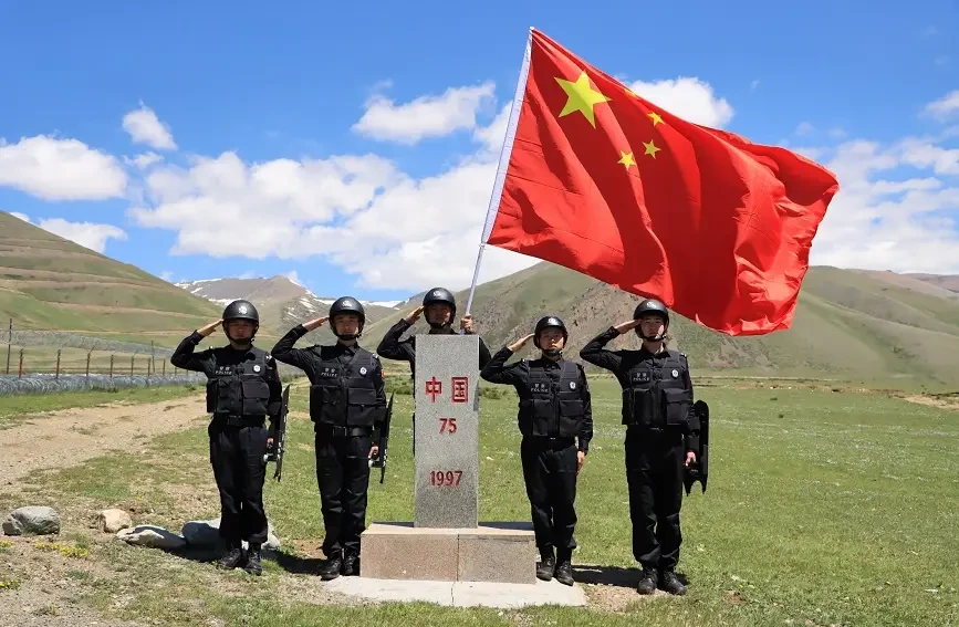 篮球训练运动技术分析论文_1