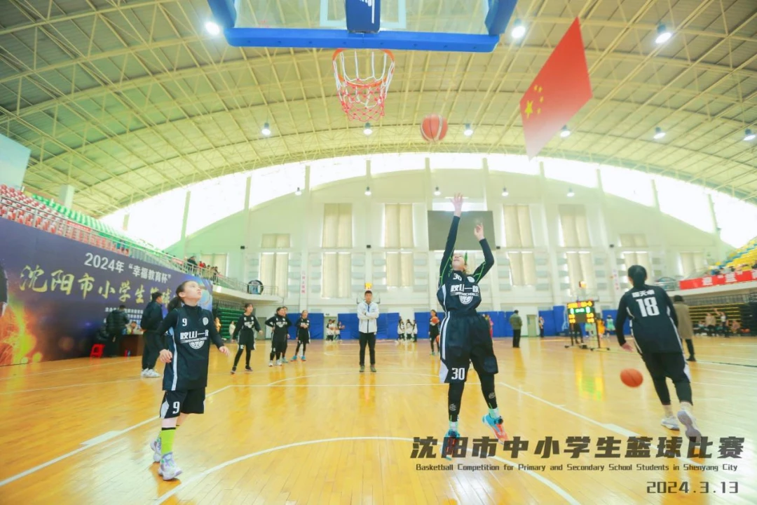 刻苦训练篮球时如何避免受伤的建议_1